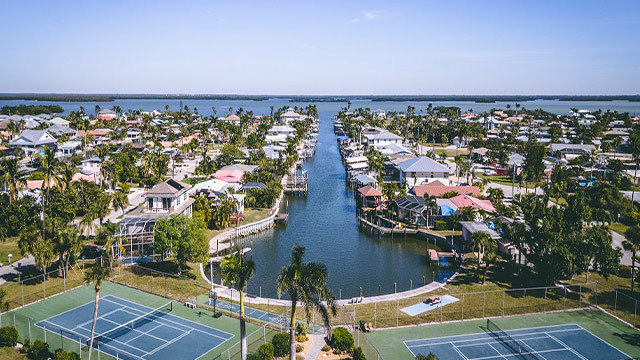 Florida waterfront homes