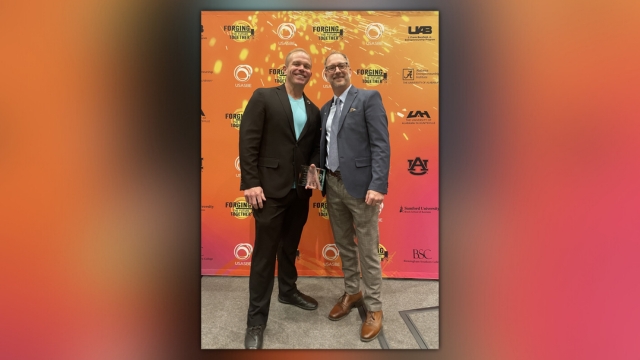 Kevin Cox Wins Best Paper at National Conference